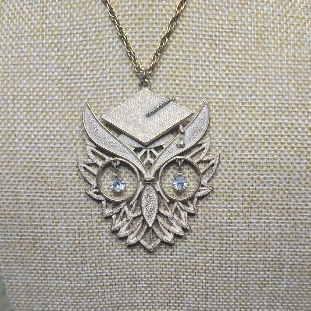 Wise Old Owl Signed Cinerama Cranston R.I. White Washed Gold Tone Necklace